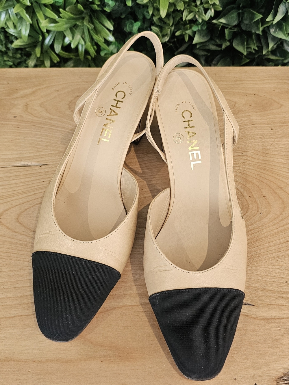 CHANEL Beige and Black Two-Tone Slingback Flats